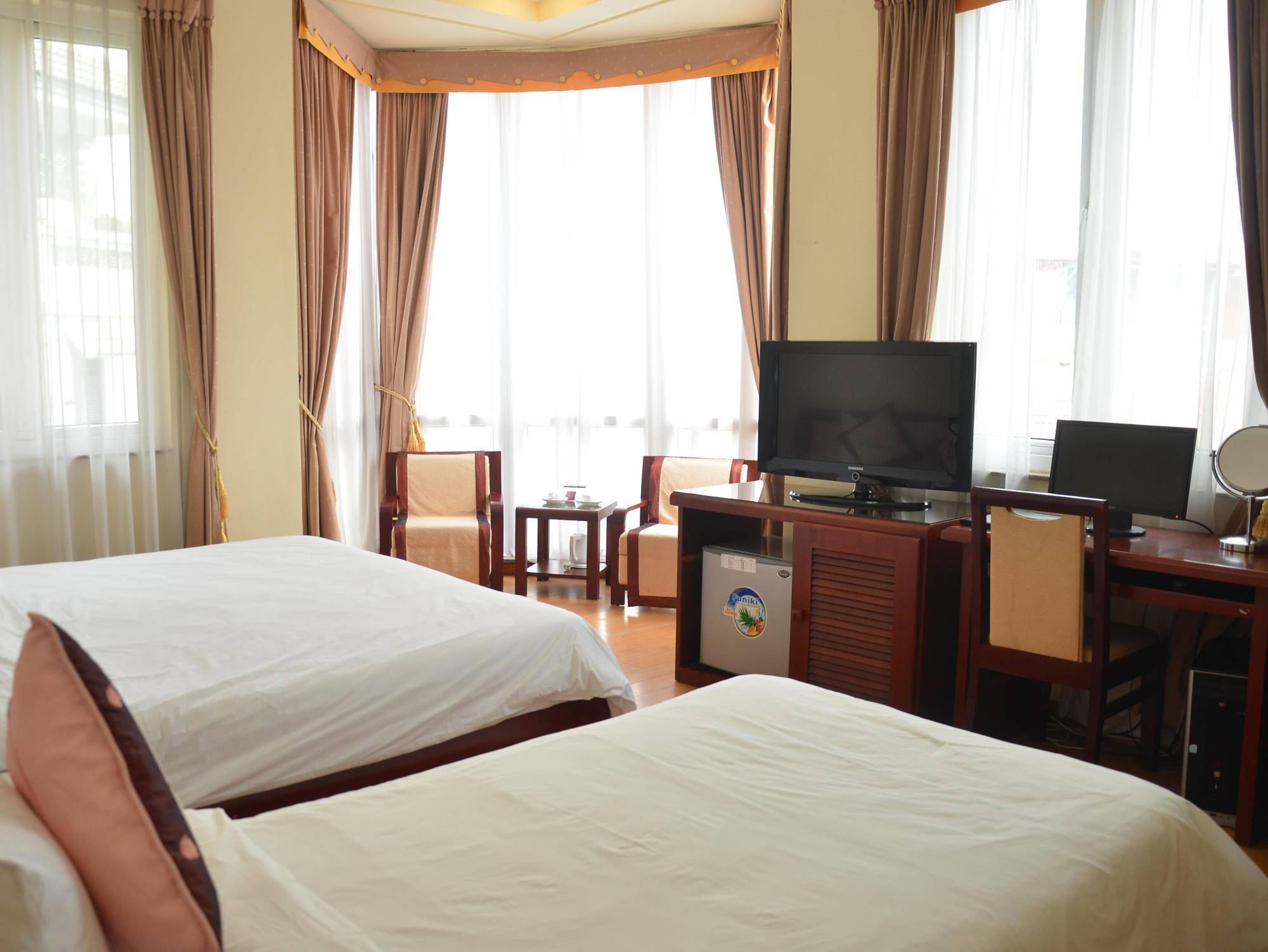 Camellia 4 Hotel Ханой Екстериор снимка