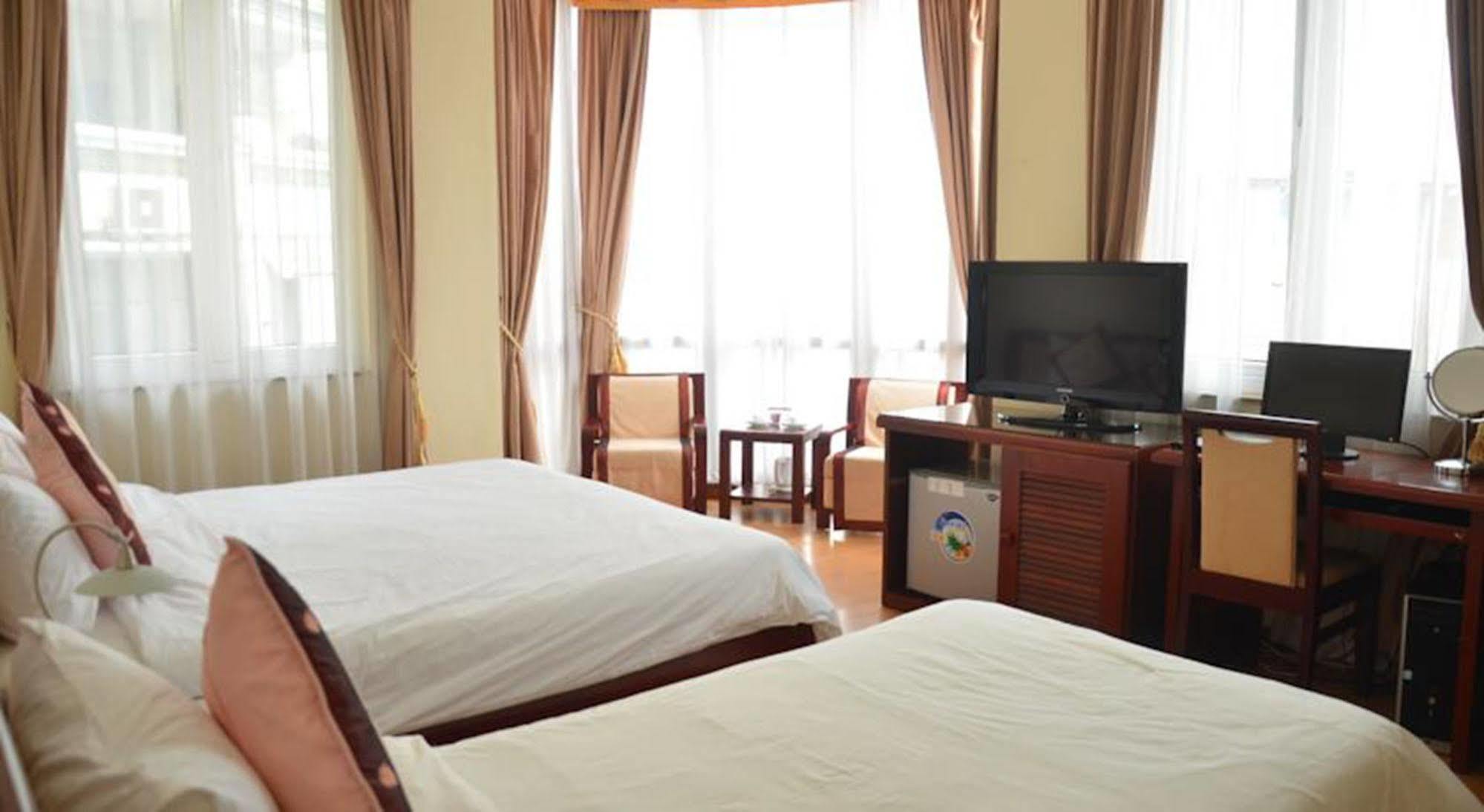 Camellia 4 Hotel Ханой Екстериор снимка