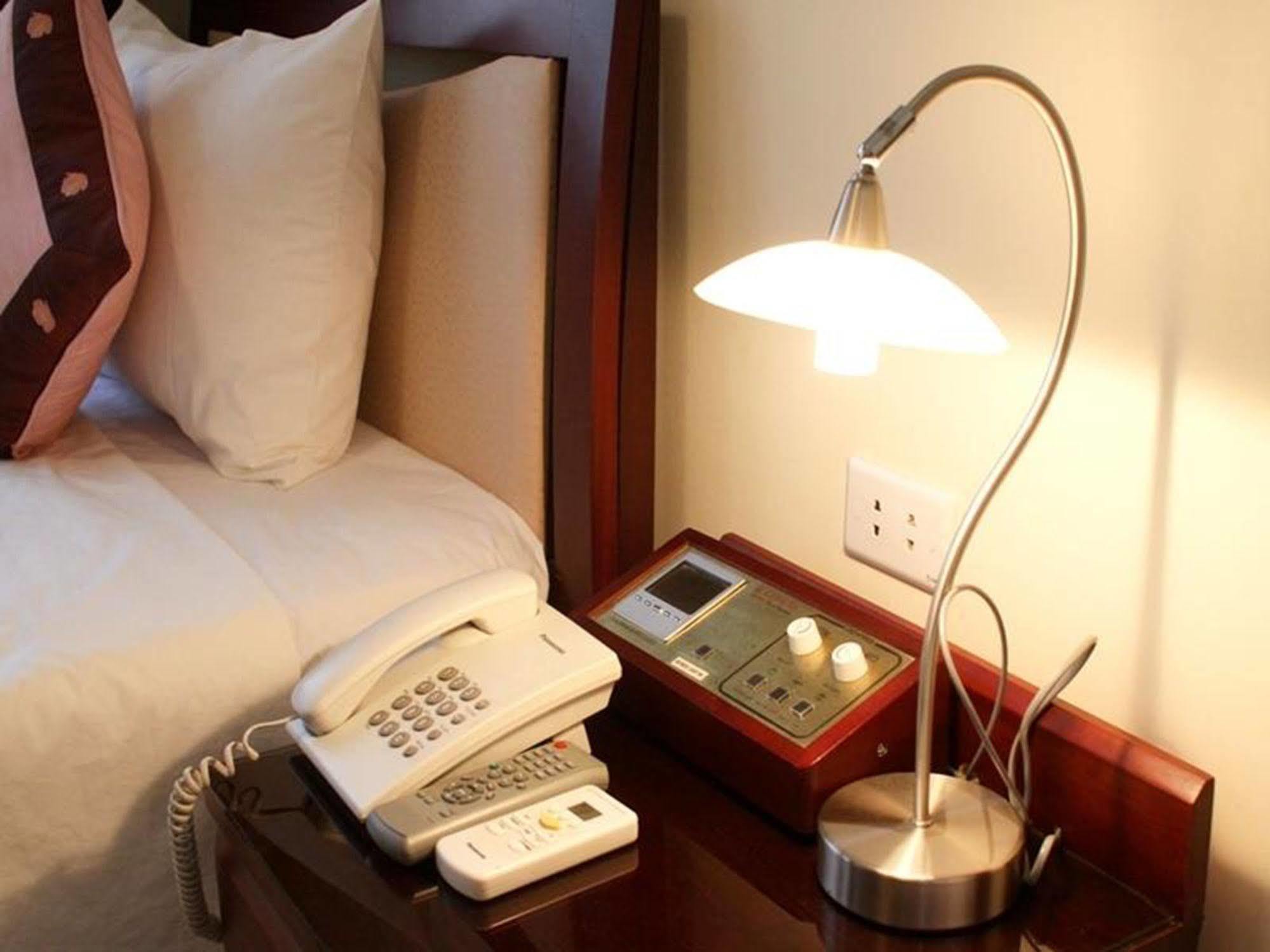Camellia 4 Hotel Ханой Екстериор снимка